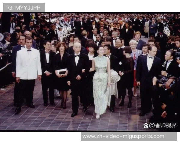 足球明星通缉犯背后的秘密与真相揭晓引发全球关注 足球明星通缉犯背后的秘密与真相揭晓引发全球关注